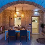 Villa Giorgianna -near With Pool Alikí