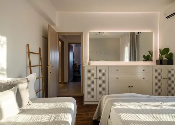 Giorgianna -near With Pool