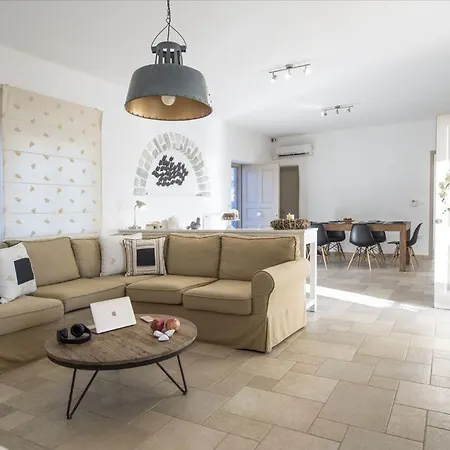 Holiday home Giorgianna -near With Pool *