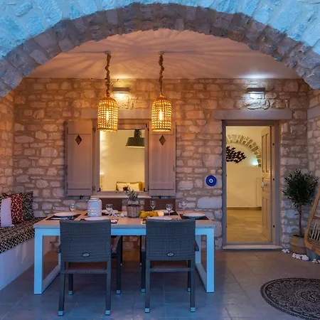 Giorgianna -near With Pool Holiday home