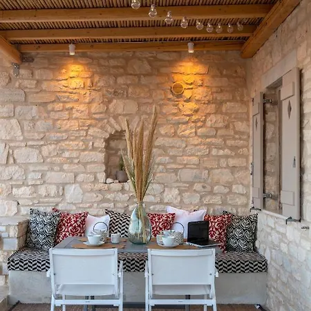 Giorgianna -near With Pool Holiday home *