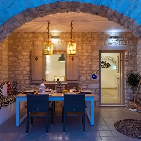 Villa Giorgianna -near With Pool Aliki (Paros)