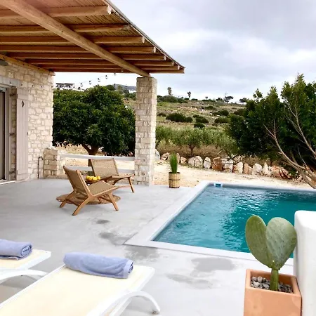 Giorgianna -near With Pool Aliki (Paros)