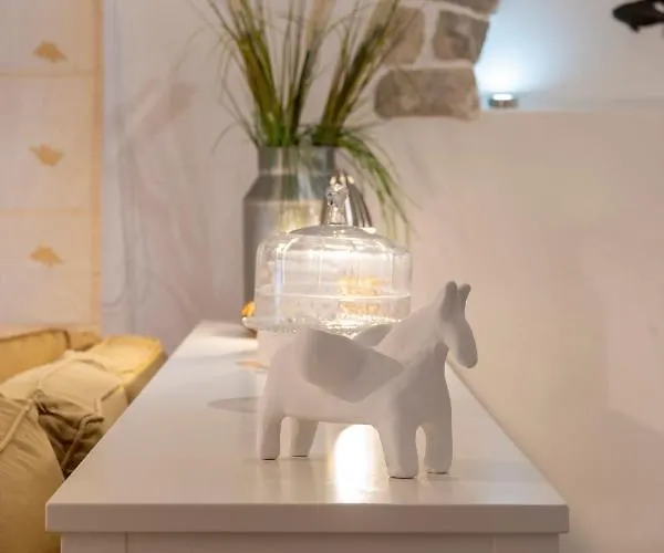 Giorgianna -near With Pool Feriehus