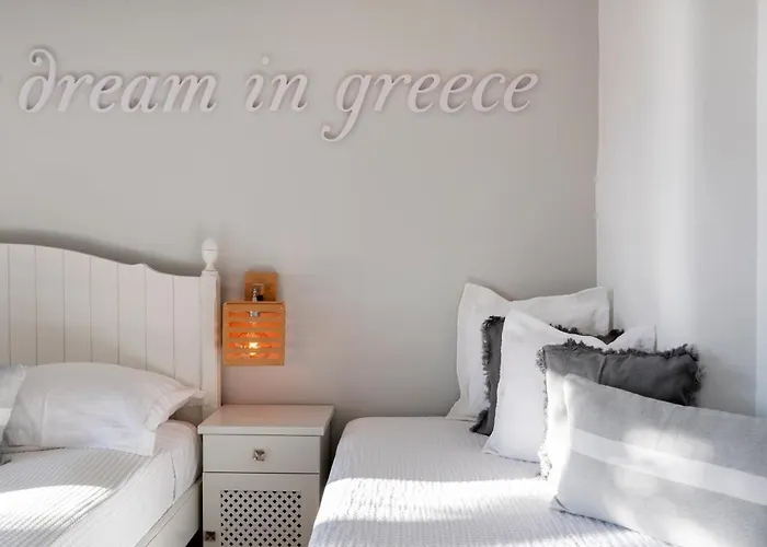 Giorgianna -near With Pool Alikí