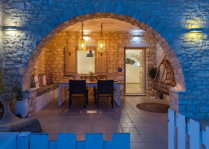 Giorgianna -near With Pool Feriehus