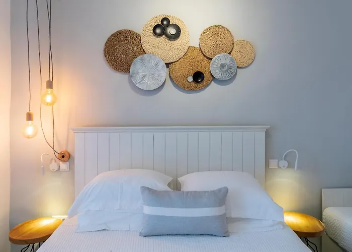 Giorgianna -near With Pool Alikí