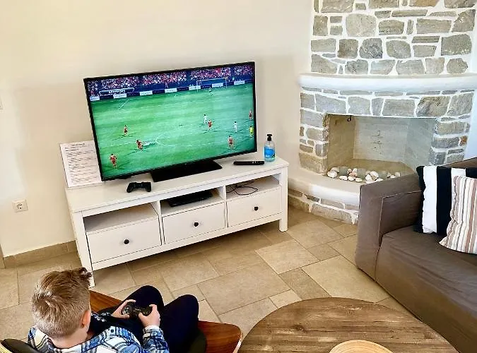 Giorgianna -near With Pool