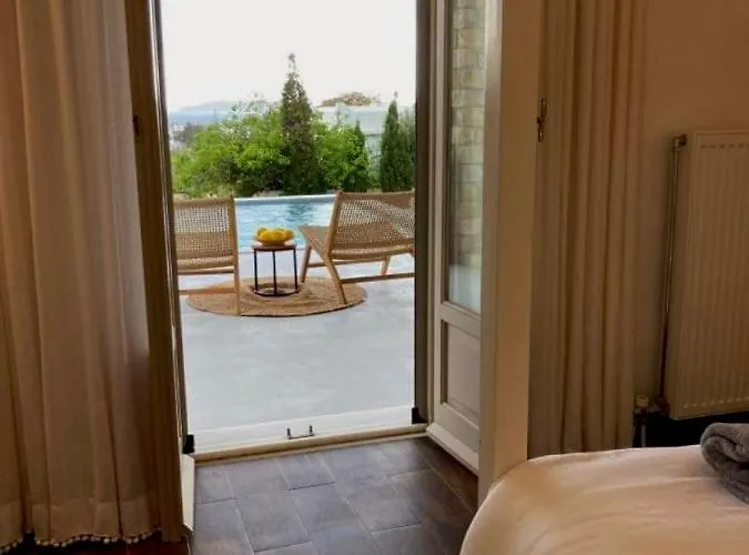 Giorgianna -near With Pool * Alikí