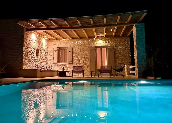 Giorgianna -near With Pool